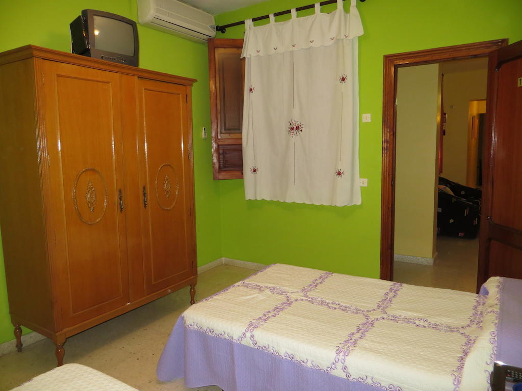 Hostal Restaurante Reina El Tejar Szoba fotó
