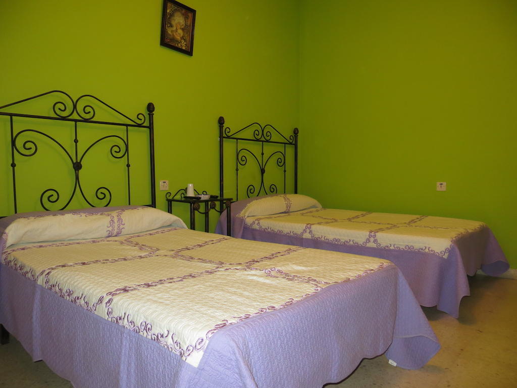 Hostal Restaurante Reina El Tejar Szoba fotó