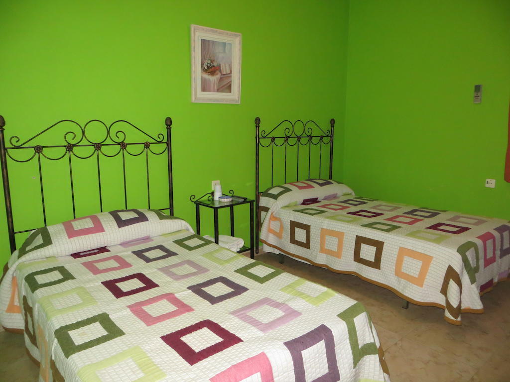 Hostal Restaurante Reina El Tejar Kültér fotó