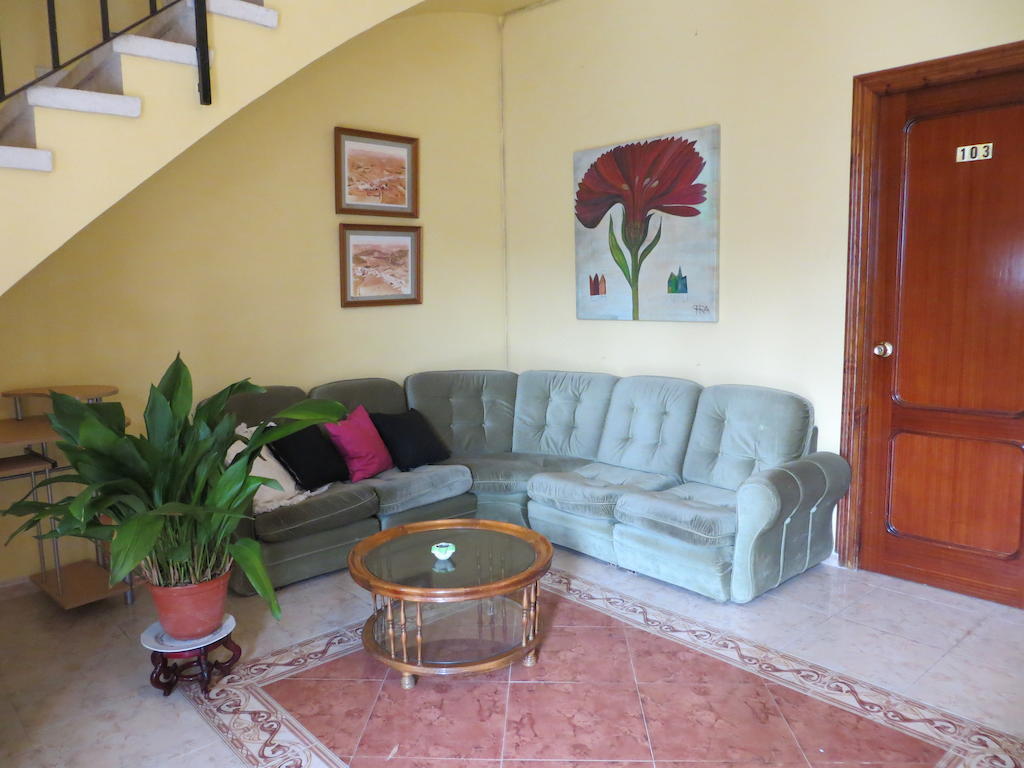 Hostal Restaurante Reina El Tejar Kültér fotó